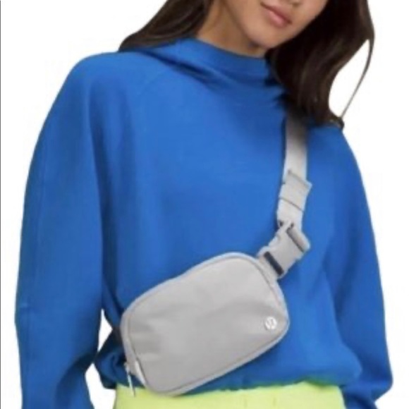 LULULEMON EVERYWHERE BELT BAG - Picture 14 of 15